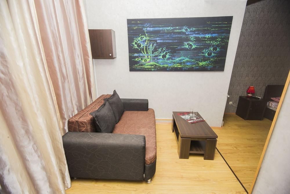 Hotel Well Inn Τυφλίδα Εξωτερικό φωτογραφία