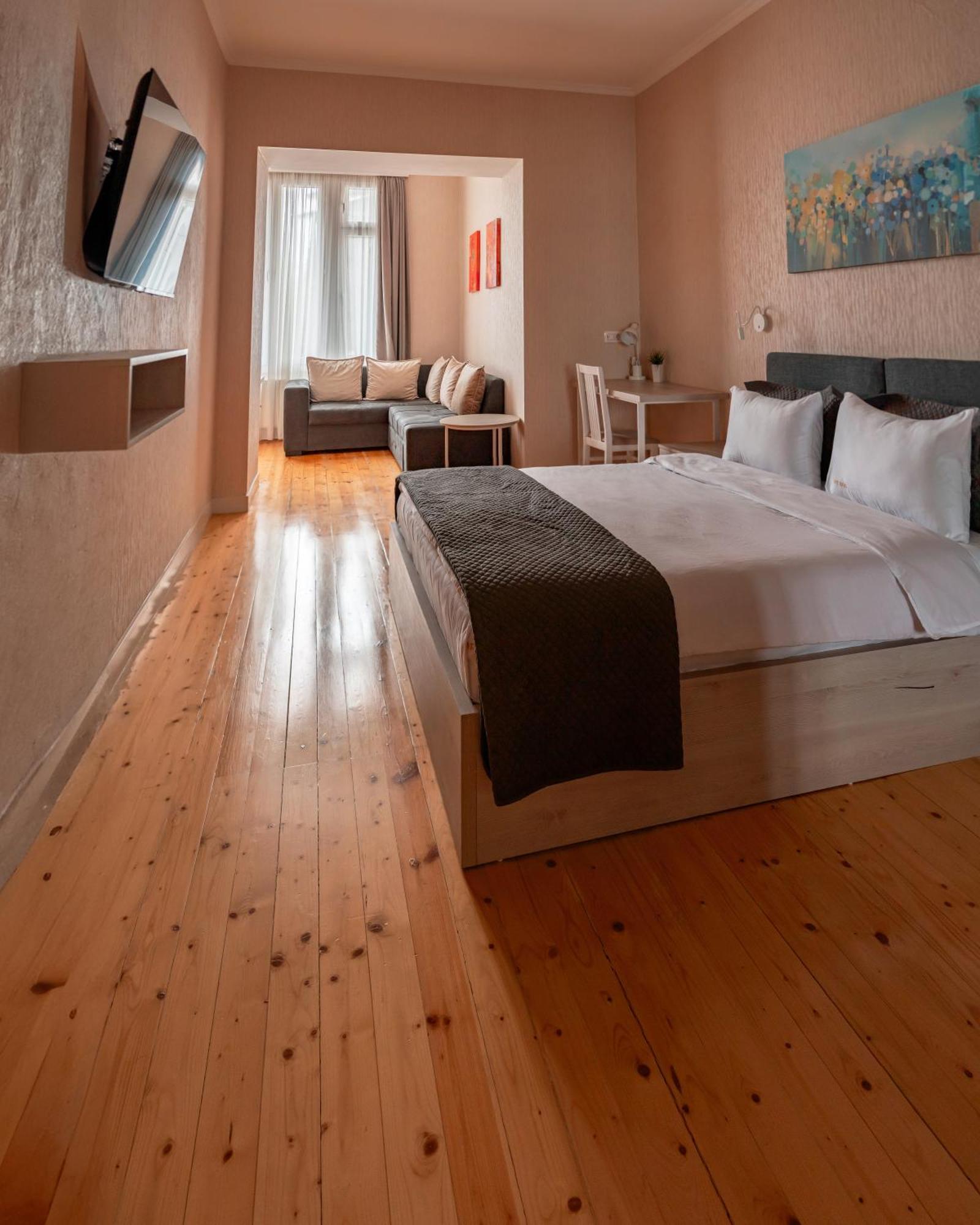 Hotel Well Inn Τυφλίδα Εξωτερικό φωτογραφία