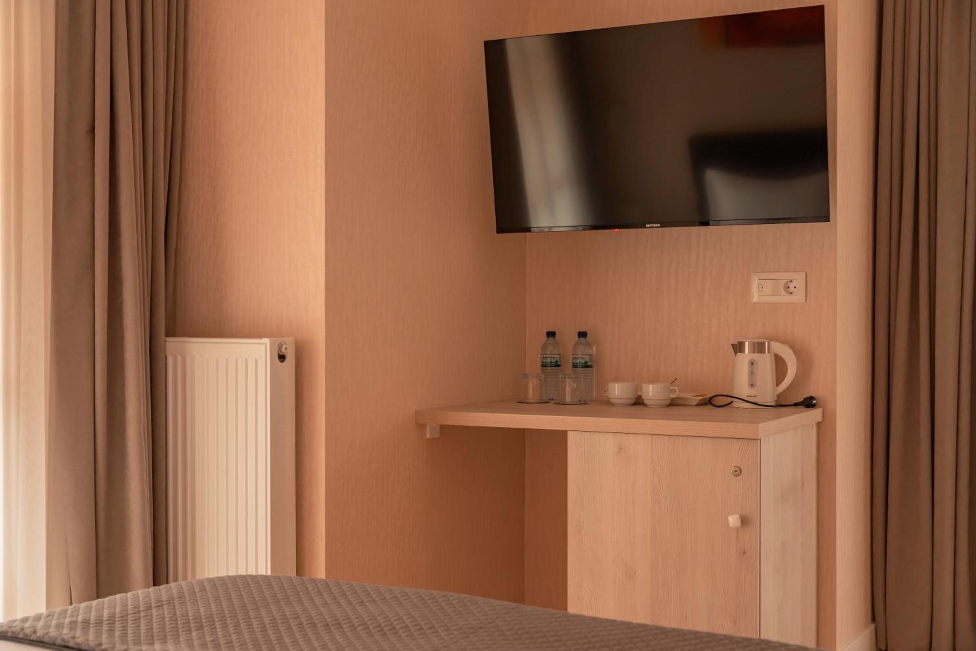 Hotel Well Inn Τυφλίδα Εξωτερικό φωτογραφία